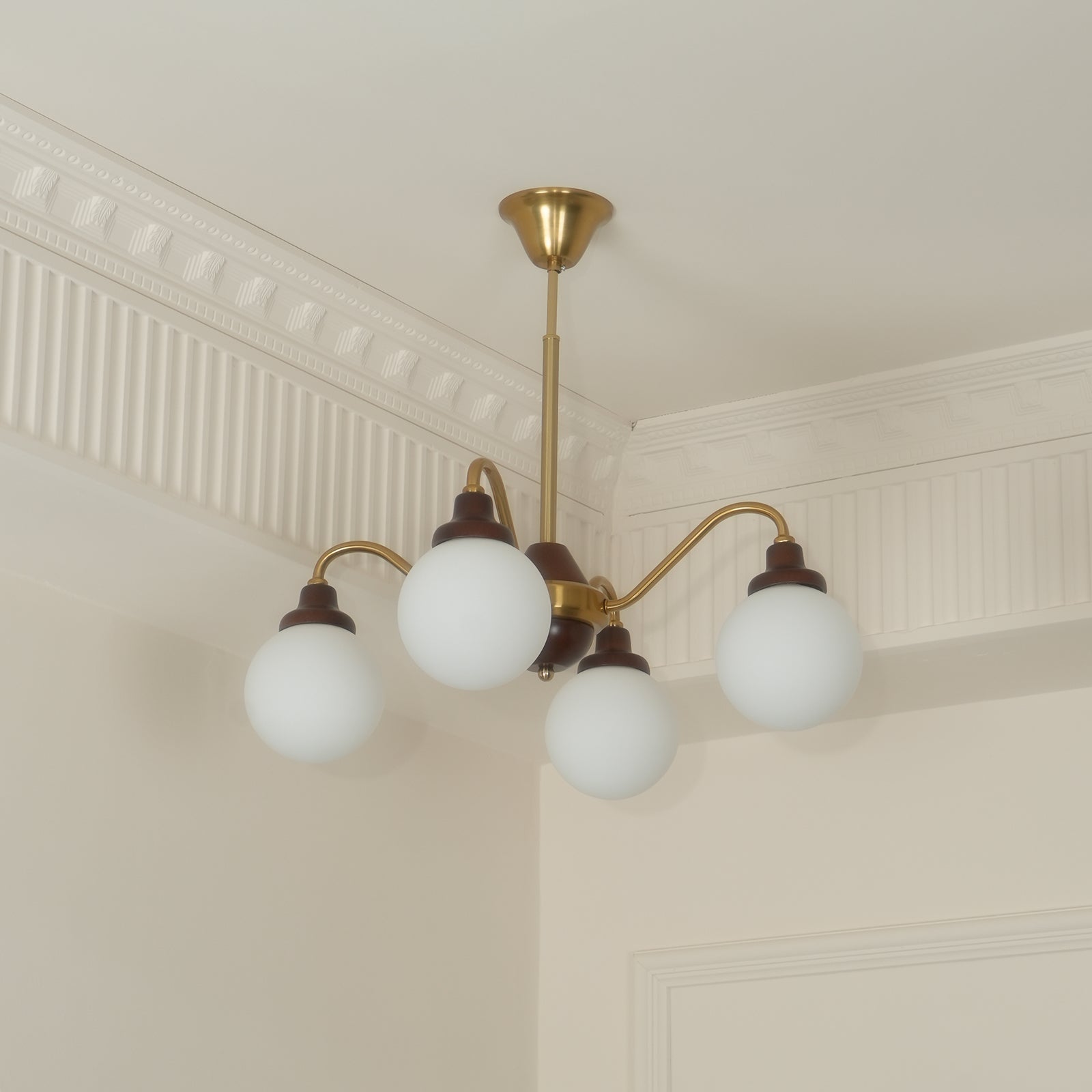 Lioranora Fashion Glass Chandelier