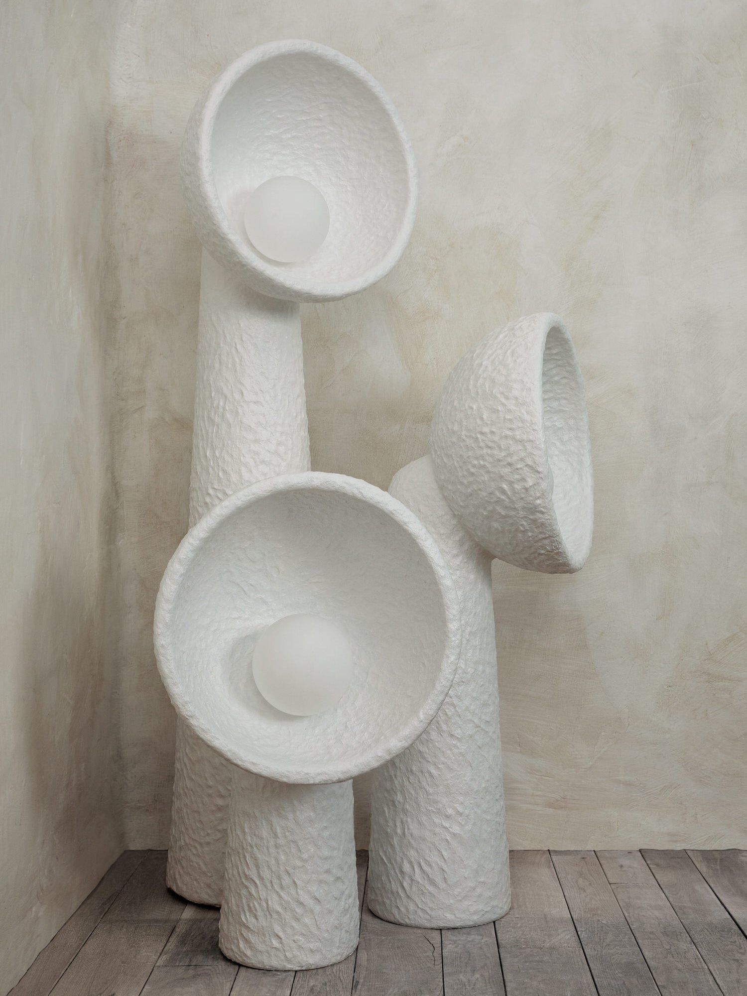 Arliris Concrete Table Lamp