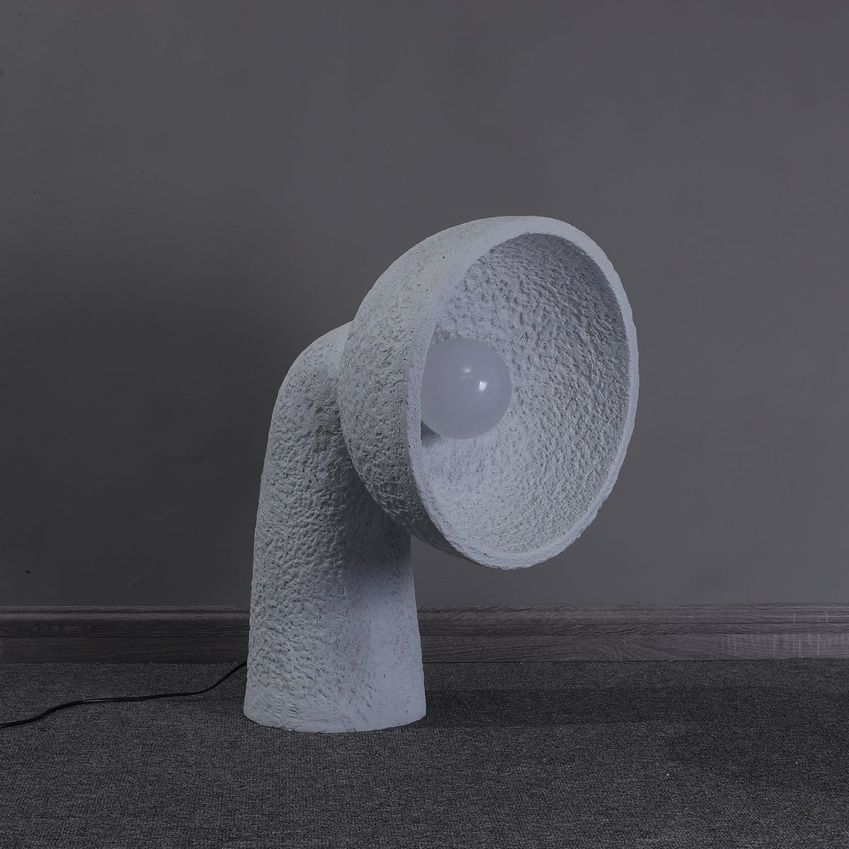 Arliris Concrete Table Lamp