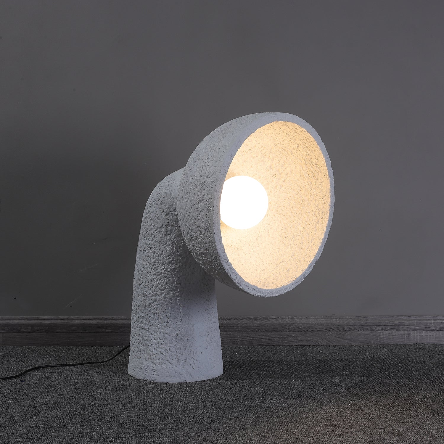 Arliris Concrete Table Lamp