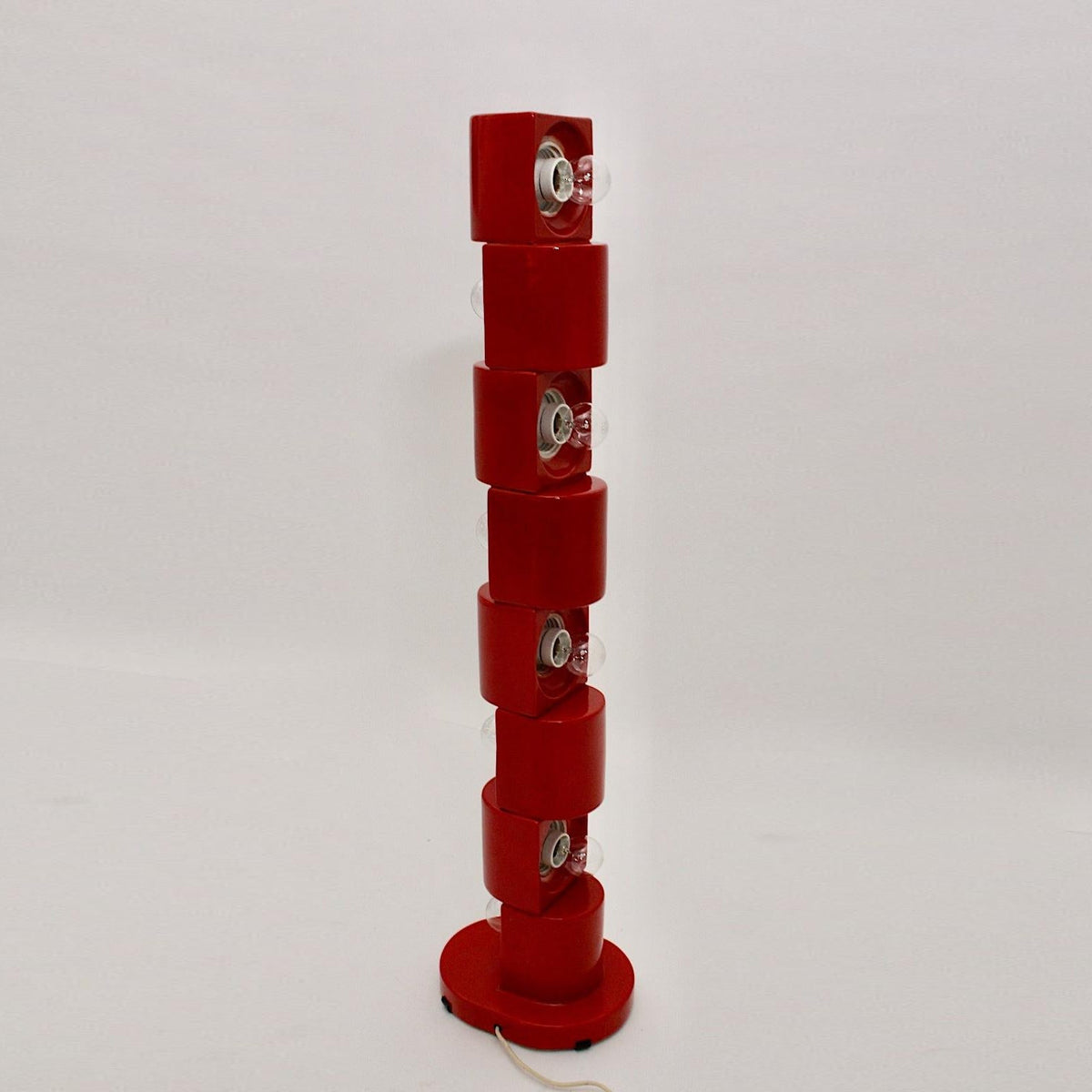 Viraeraine Floor Lamp