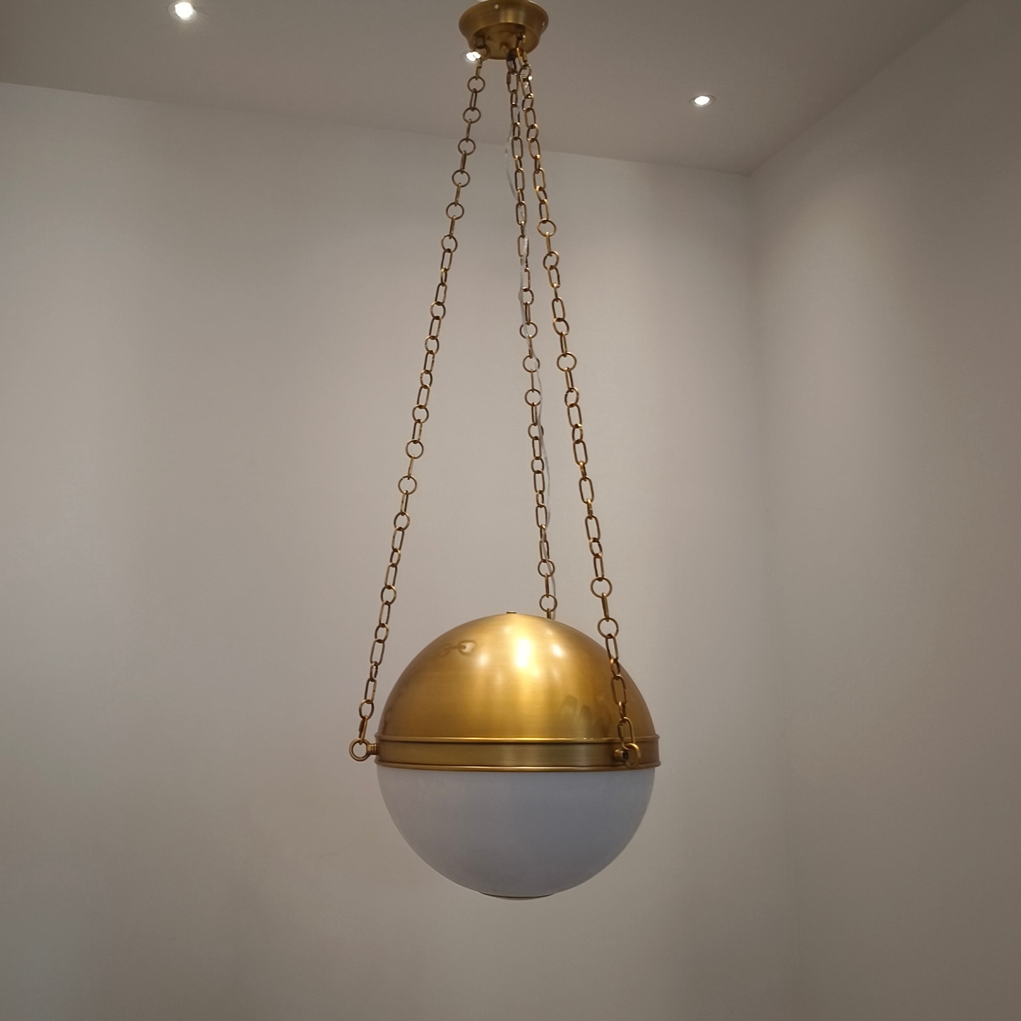 Calanelia Sphere No.2 Pendant Lamp