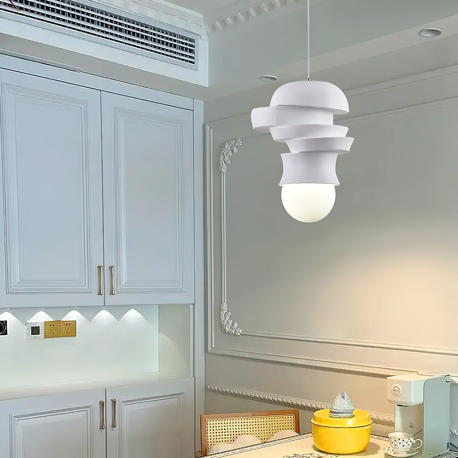 Tyev Individual Creativity Resin Glass Pendant Lamp