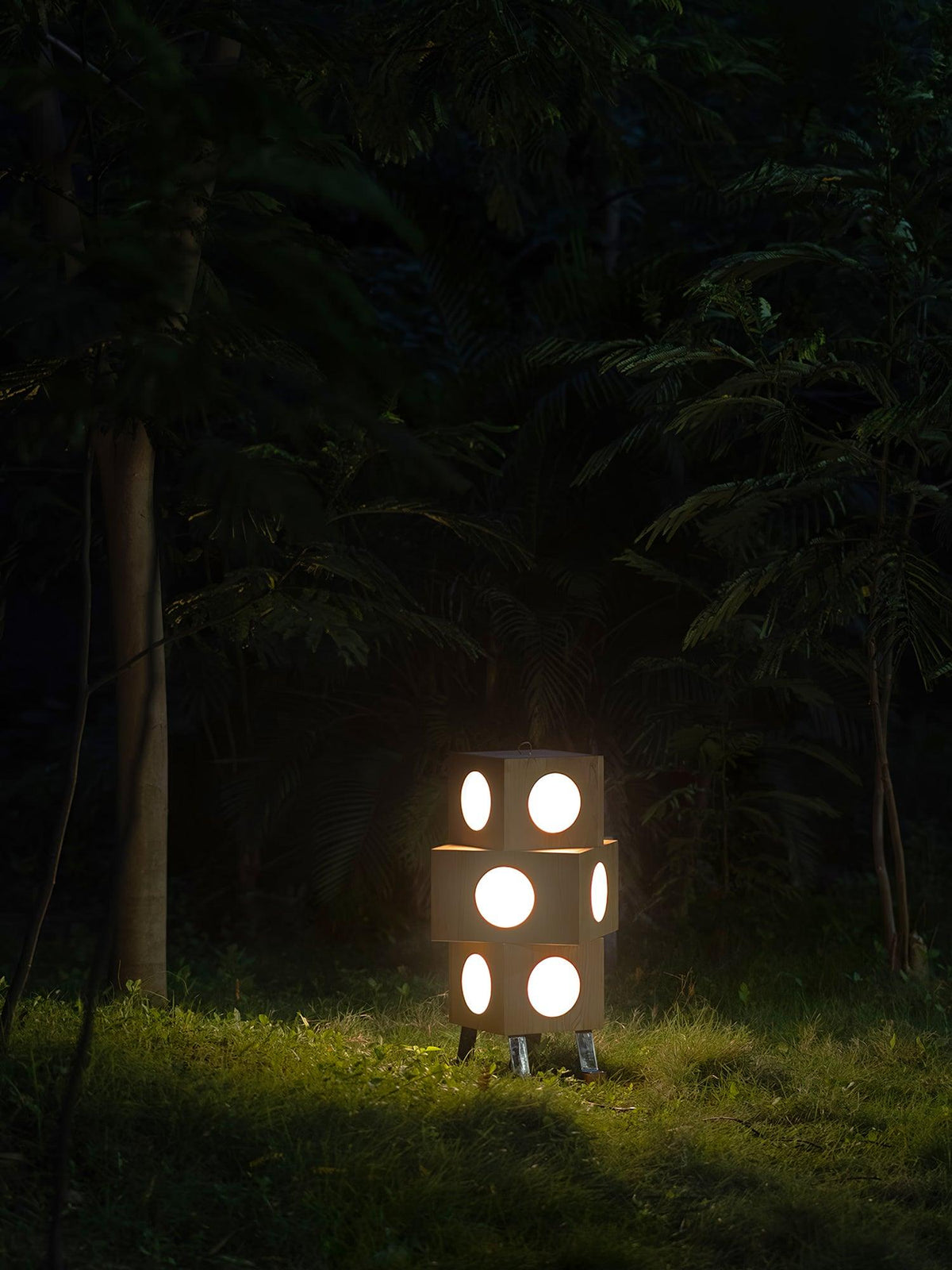 Zalynora Stacked Wood Floor Lamp