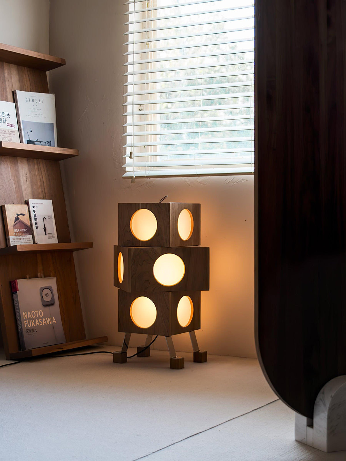 Zalynora Stacked Wood Floor Lamp
