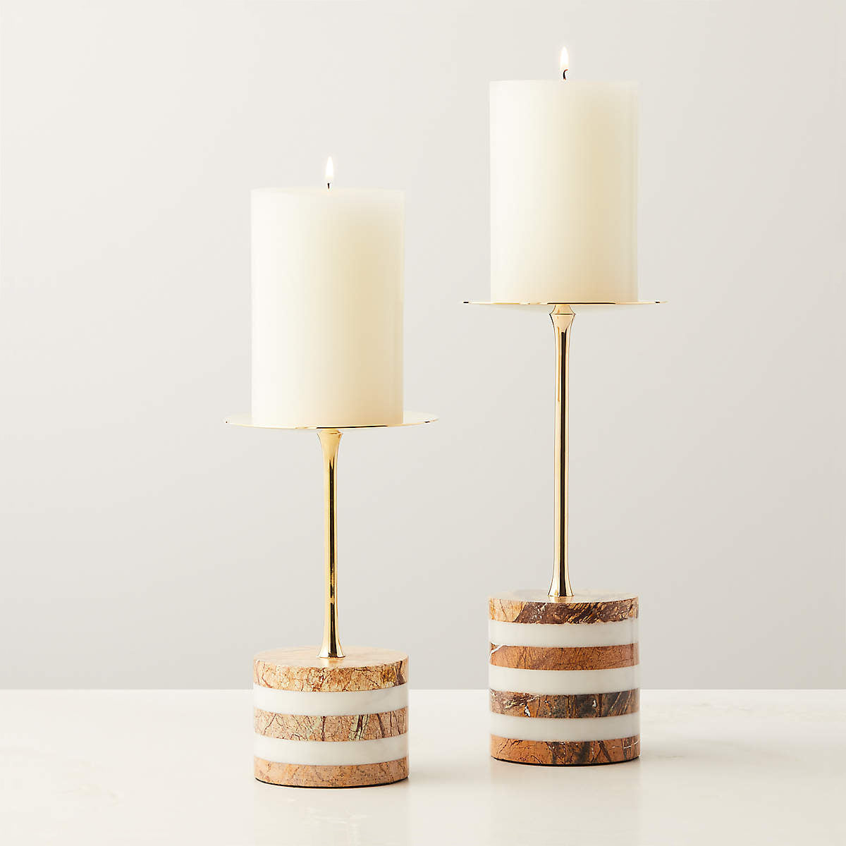 Teriivette Candle Stand