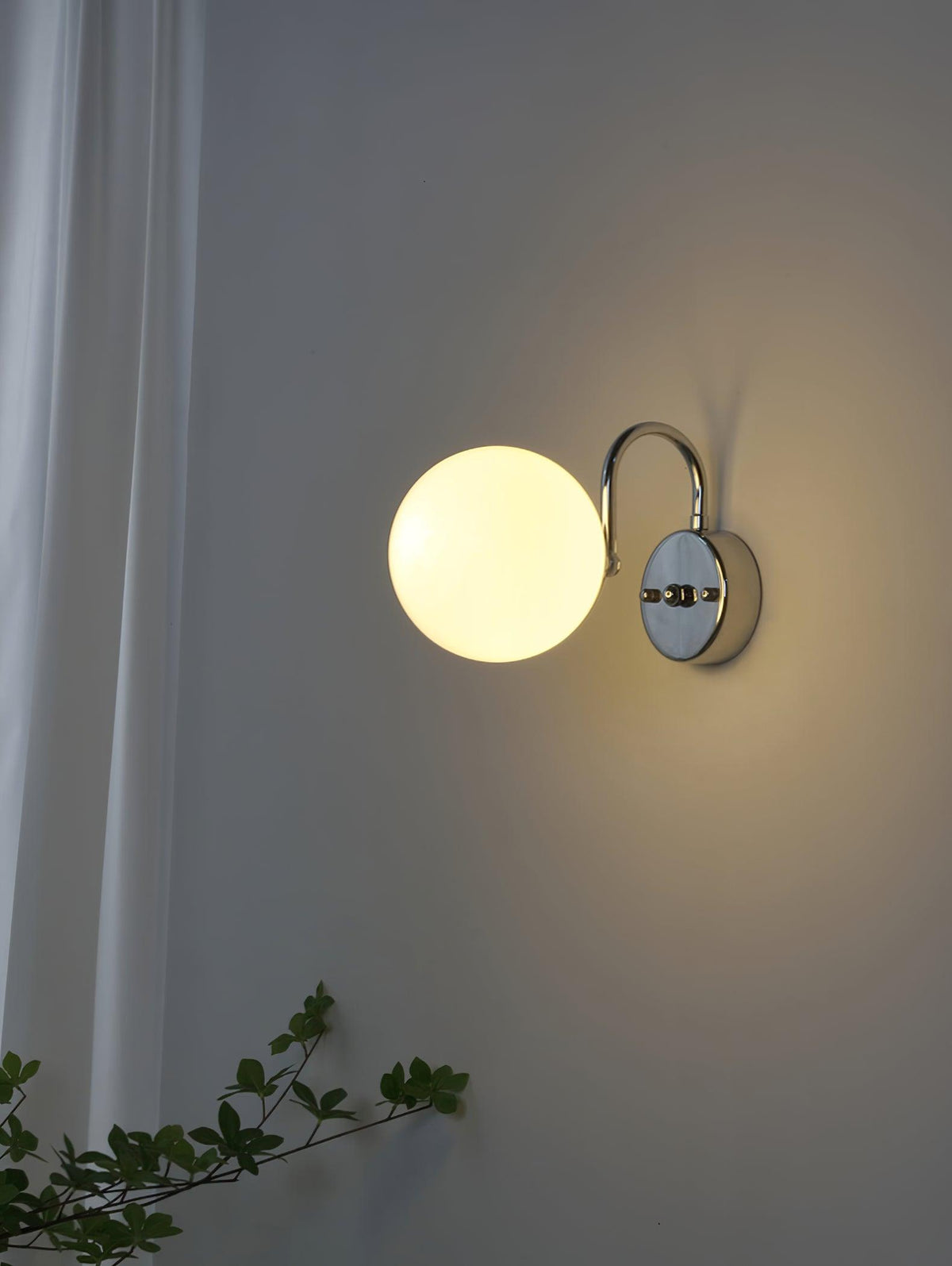 Coda Globo Modern Glass Sconce