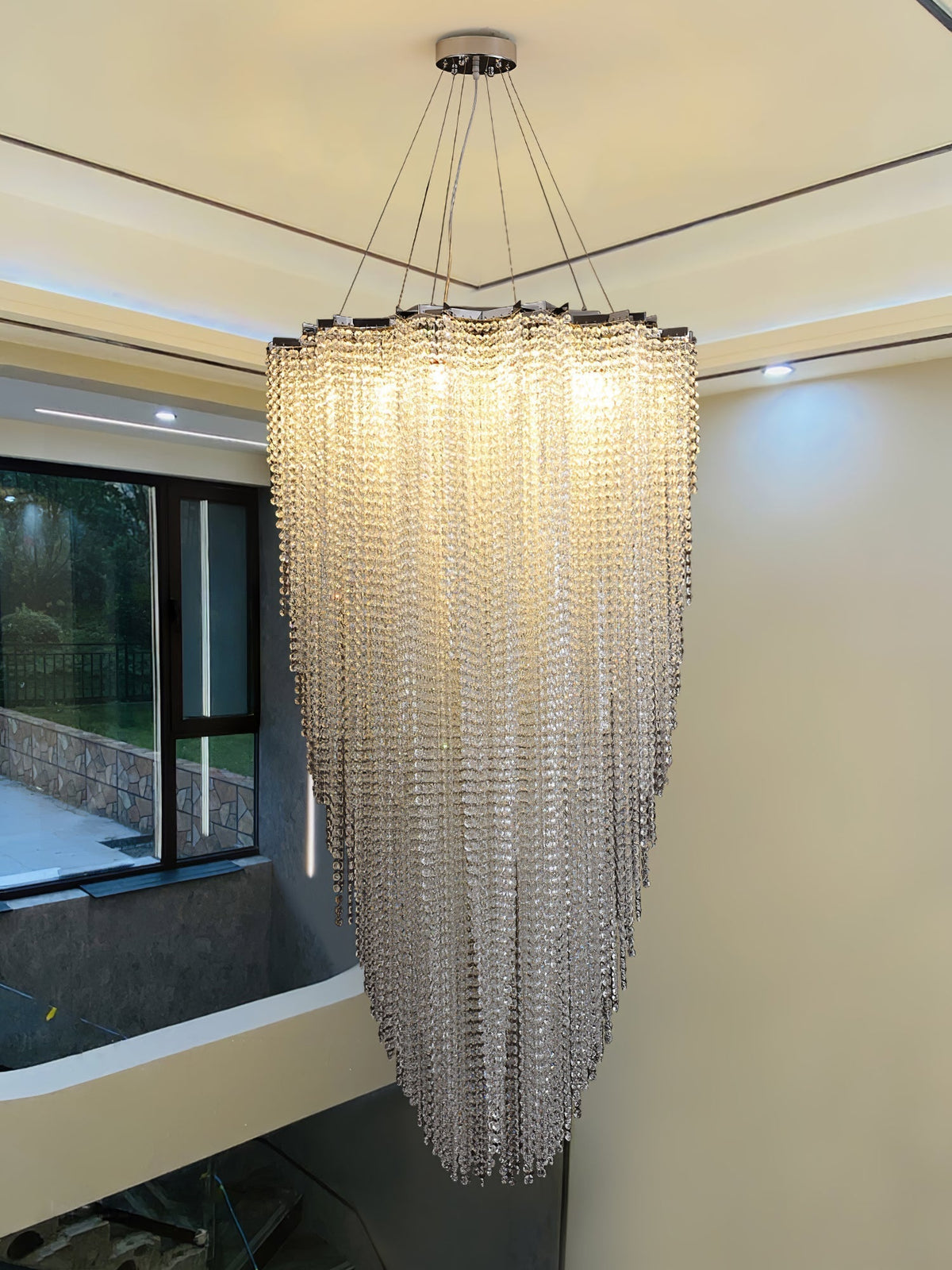 Zashayra Crystal Column Chandelier