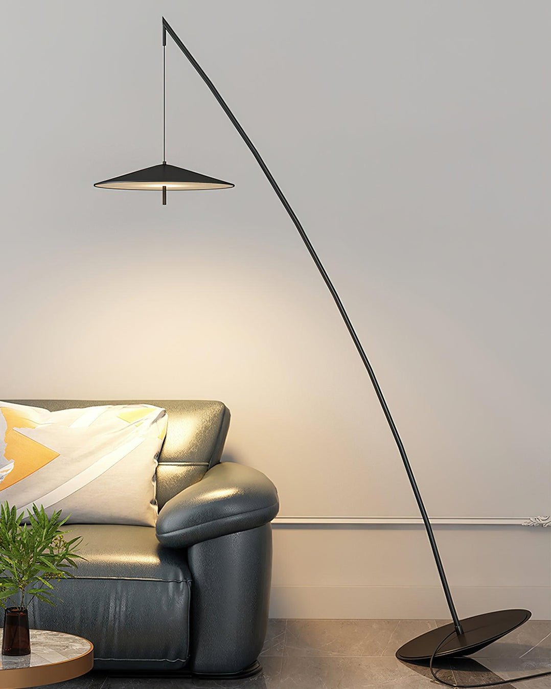 Arcana Black Minimalist Floor Lamp