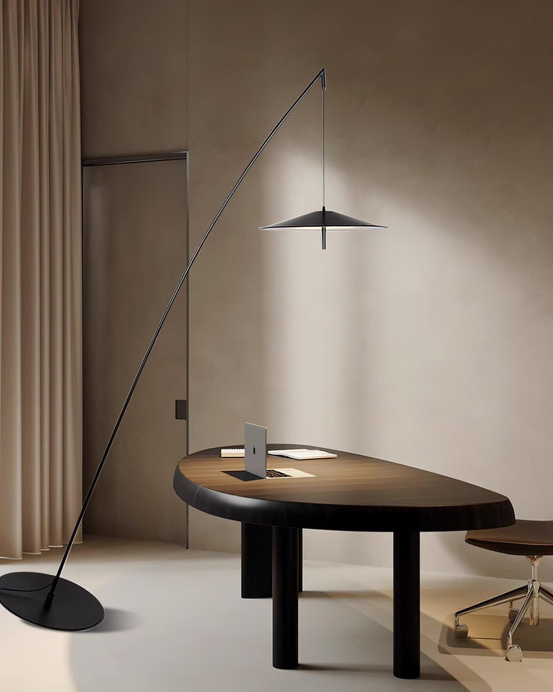 Arcana Black Minimalist Floor Lamp