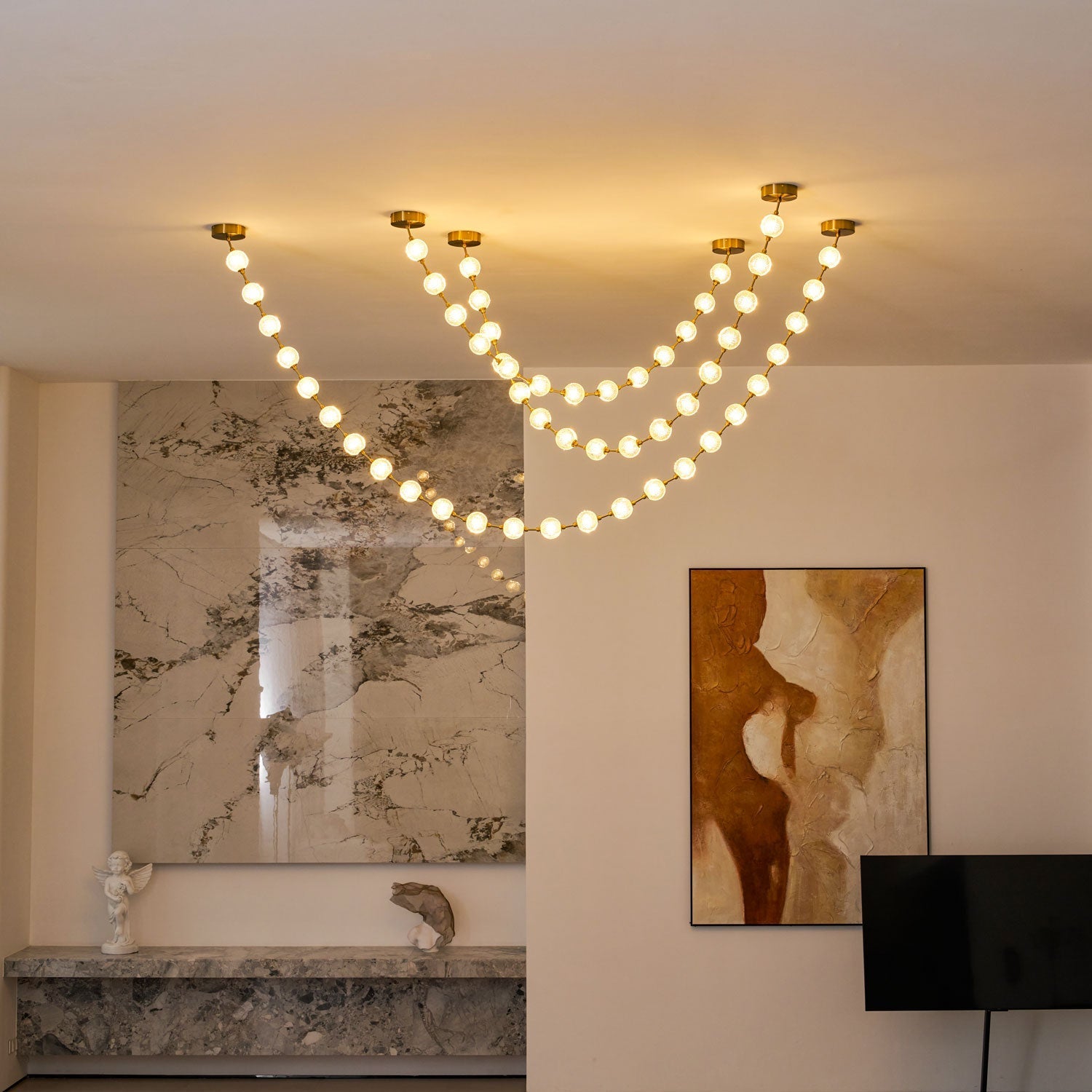 Lindencourt Strand Necklace Chandelier