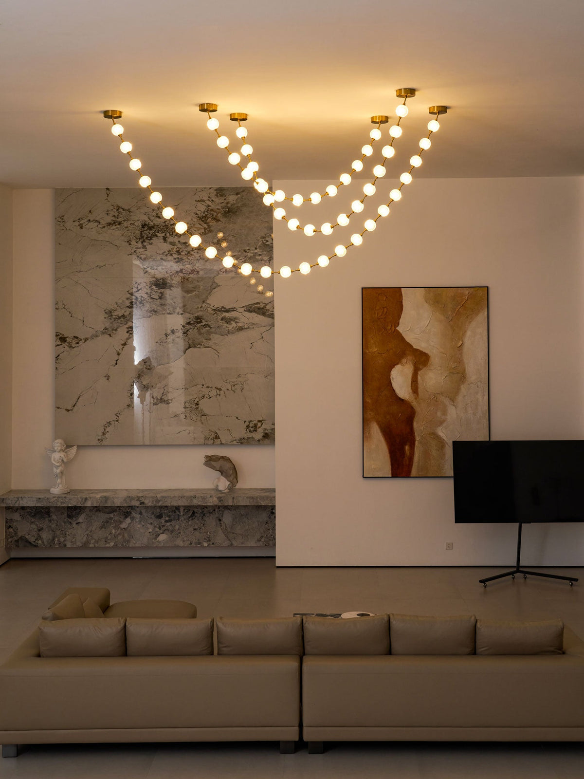 Lindencourt Strand Necklace Chandelier