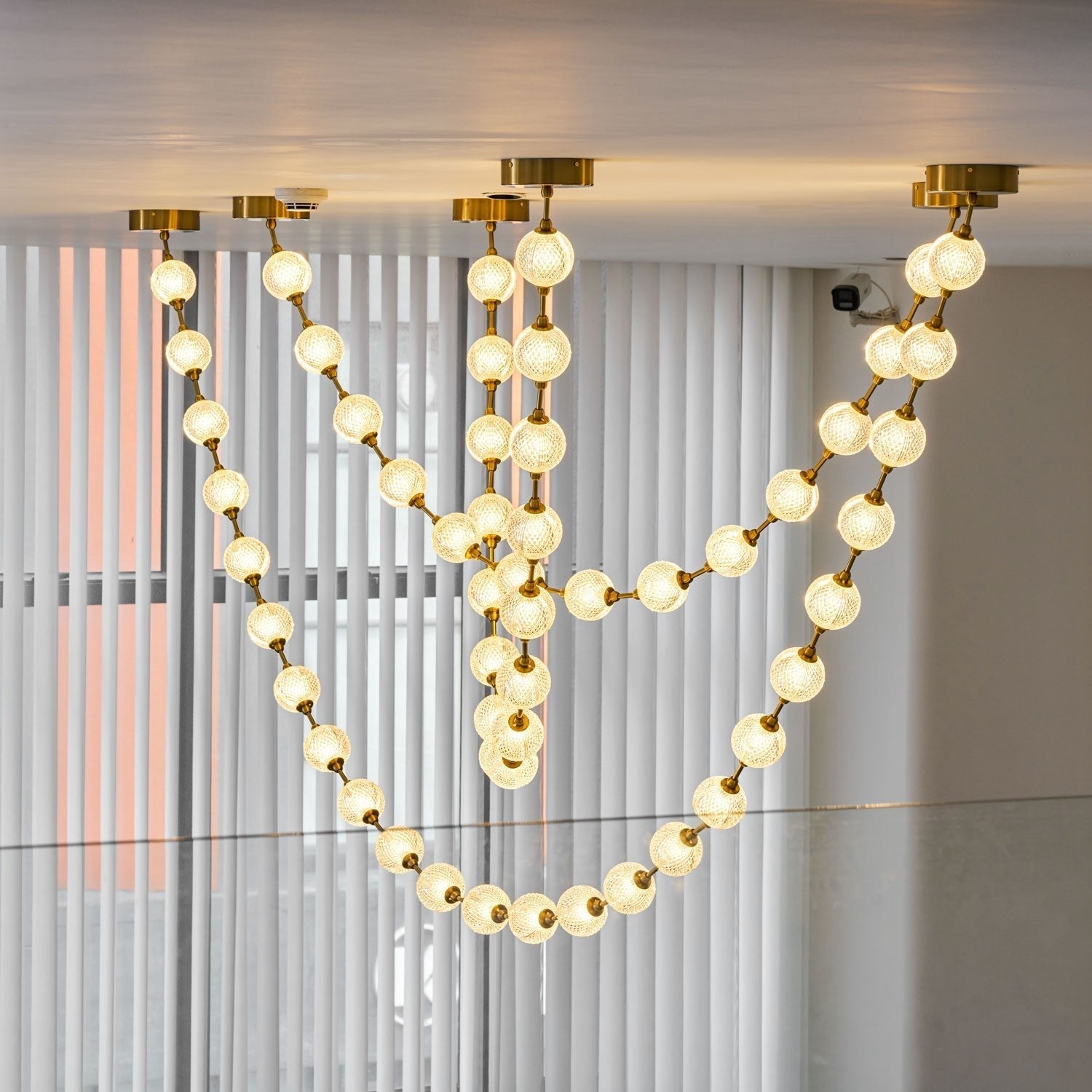 Lindencourt Strand Necklace Chandelier