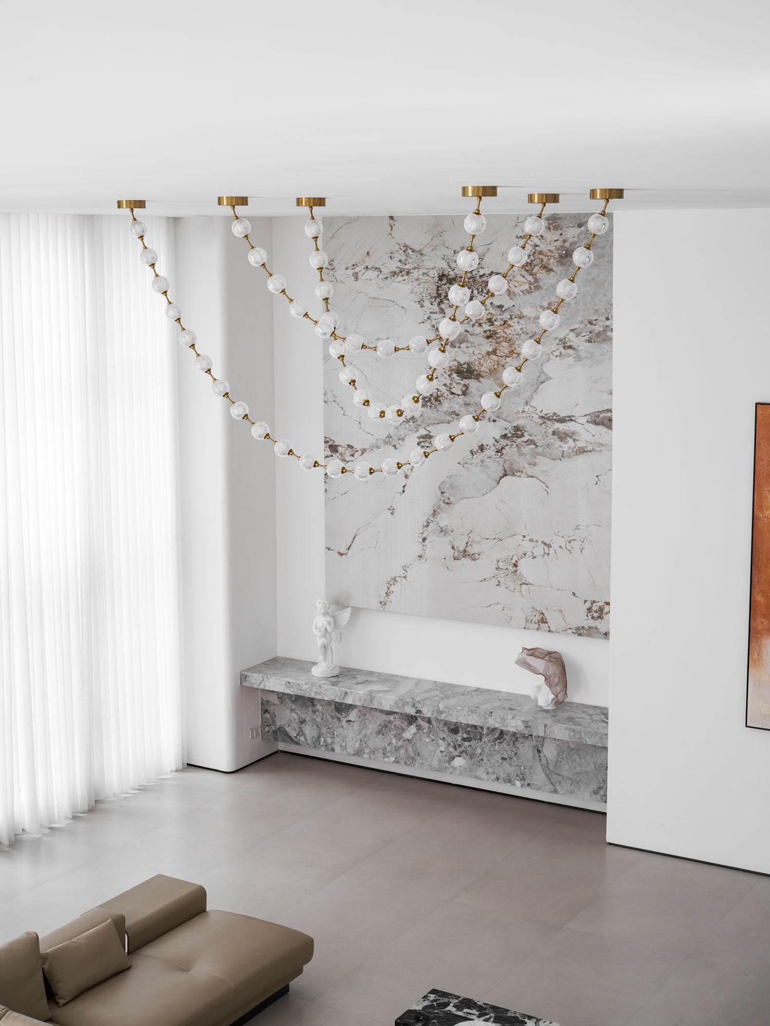 Lindencourt Strand Necklace Chandelier