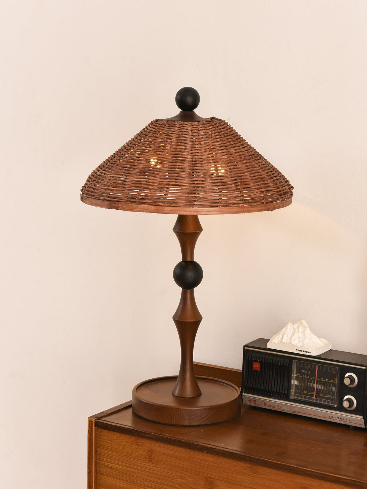 Miran Wood Rattan Vintage Table Lamp