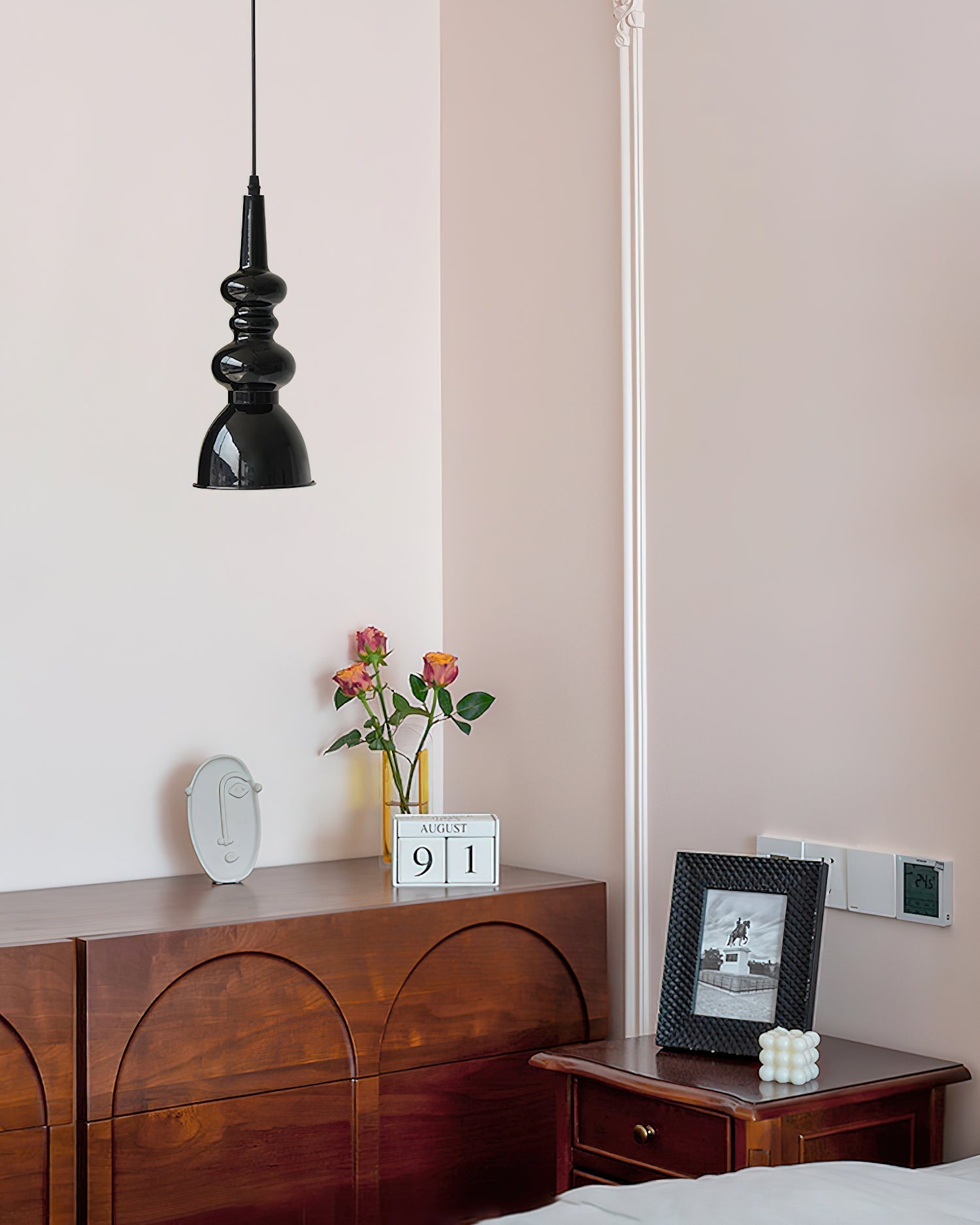 Hven Nordic Art Noir Pendant Light