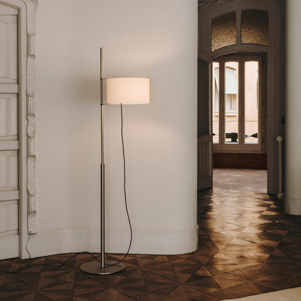 Vindis Wood Fabric Floor Lamp