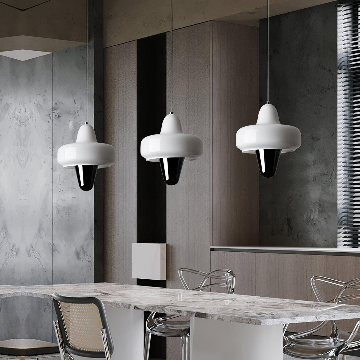 Nuvia Minimalist Glass Pendant Lamp