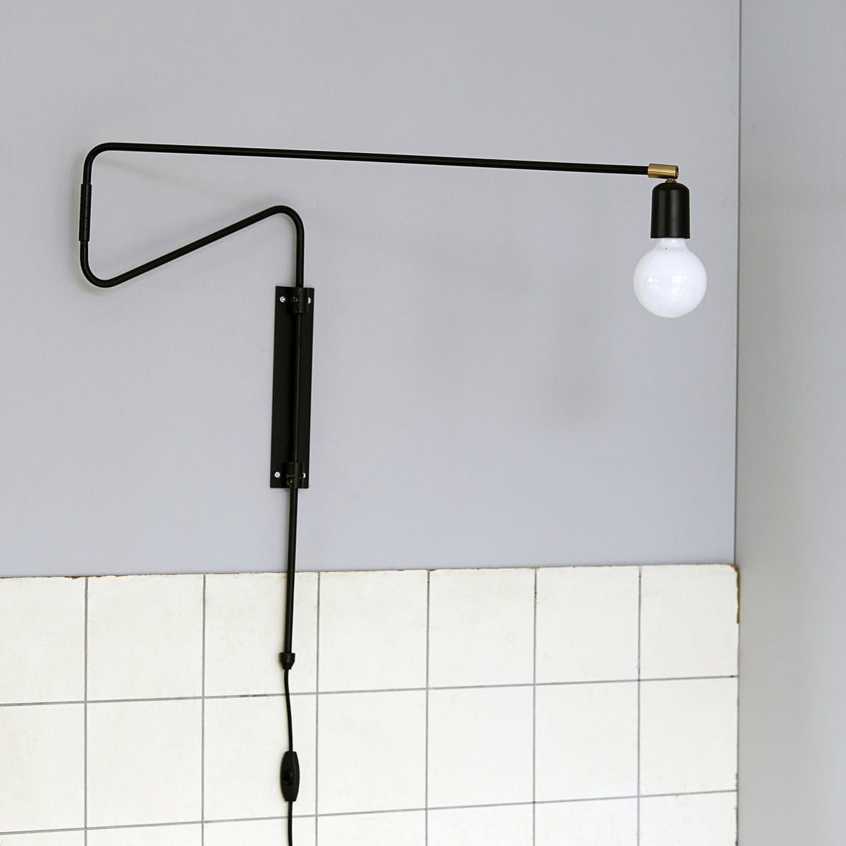 Elsoreth Modern Minimalist Swing Wall Lamp