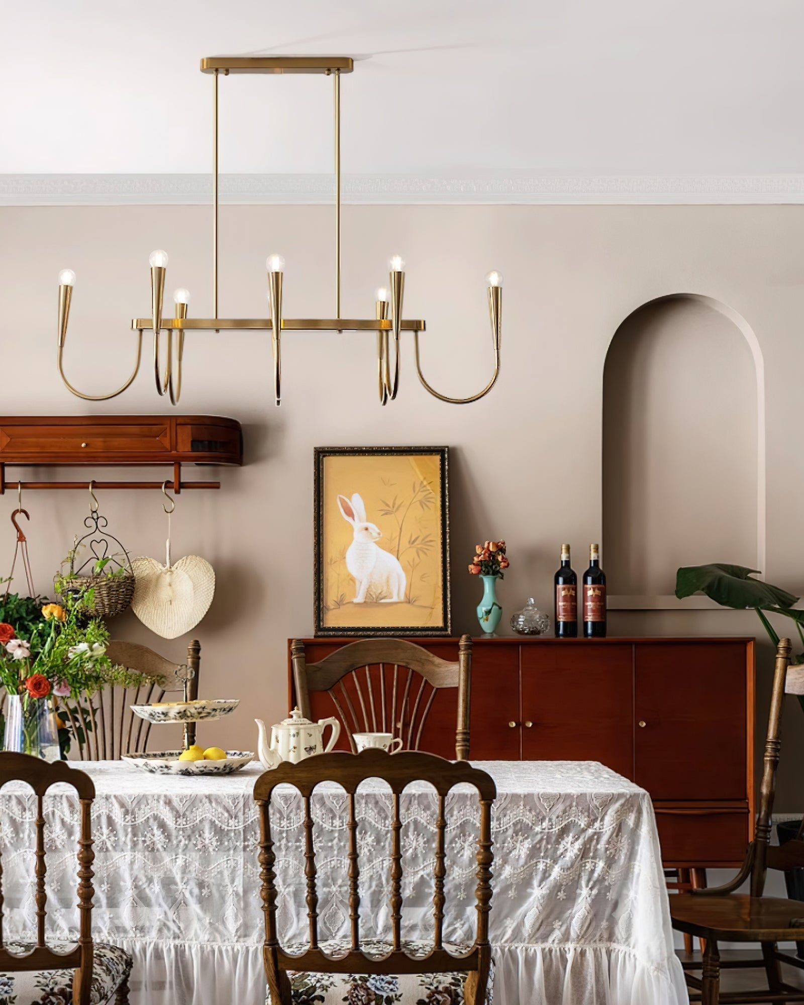 Oriiora Chandelier Gold Symphony Curved Elegant