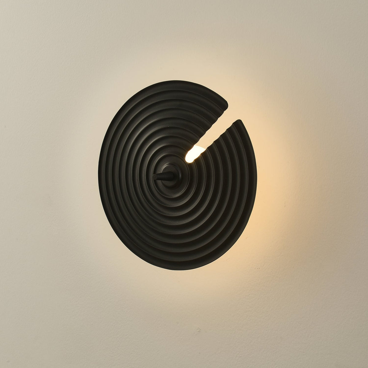 Avvarir Classic Nordic Art Wall Lamp