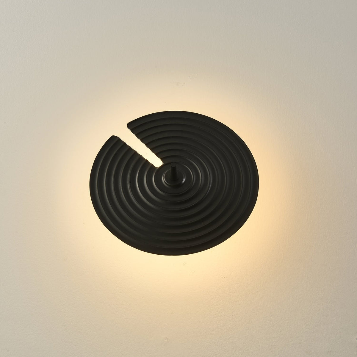Avvarir Classic Nordic Art Wall Lamp