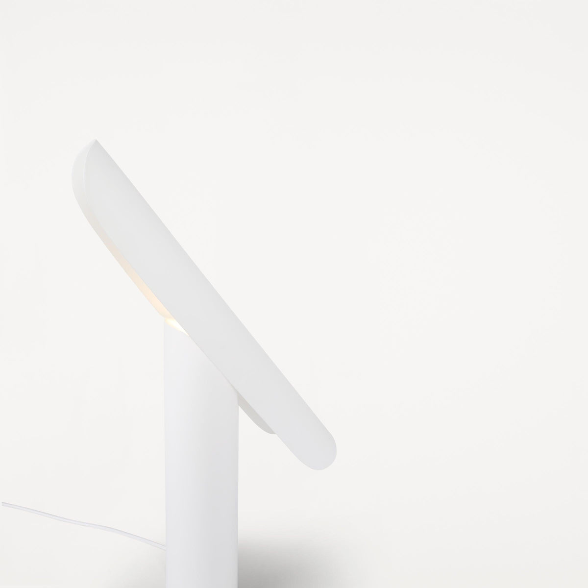Zenice Minimalist Table Lamp