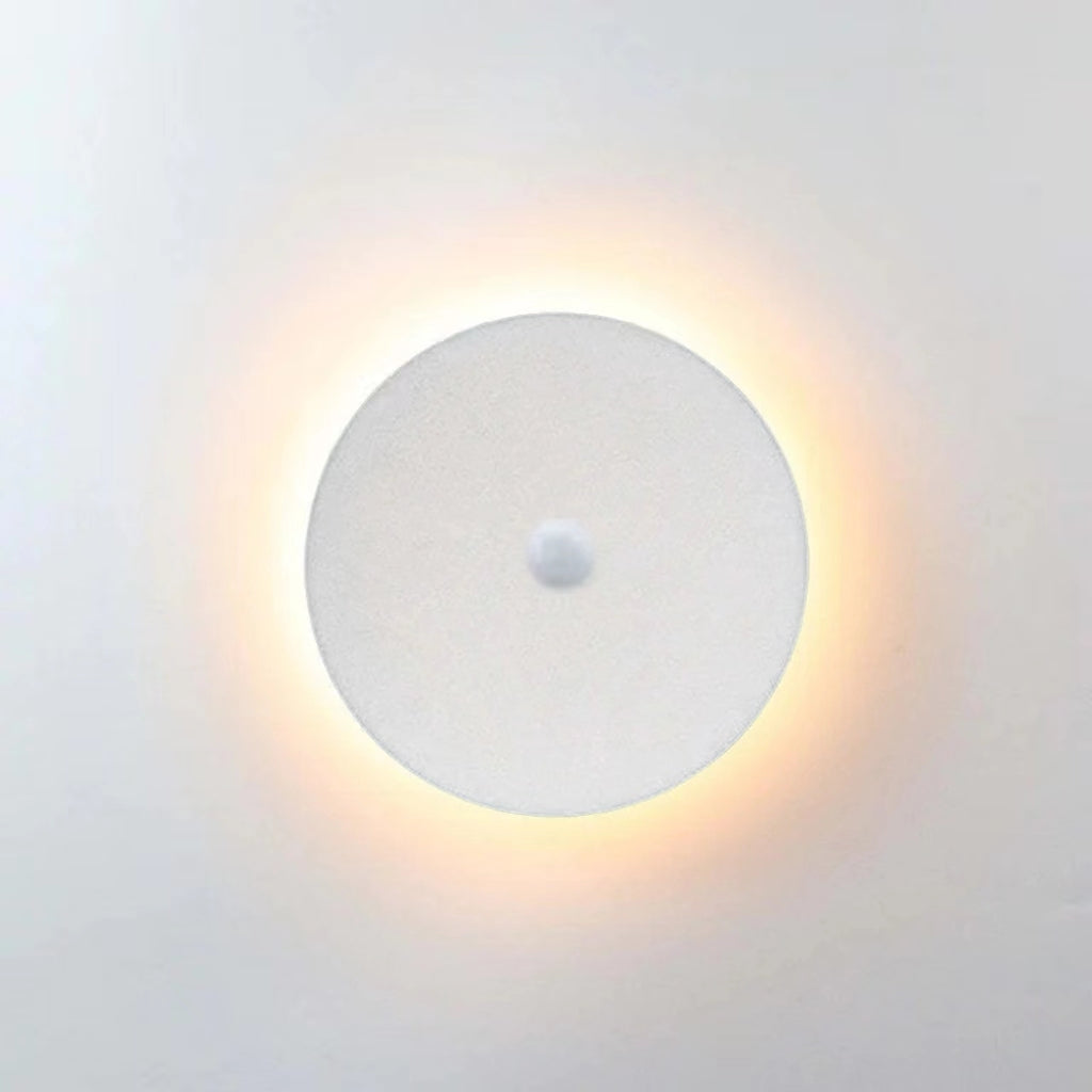Klyne Minimalist Round/Square Outdoor Wall Lamp LED, Black/White - Neutral Decor