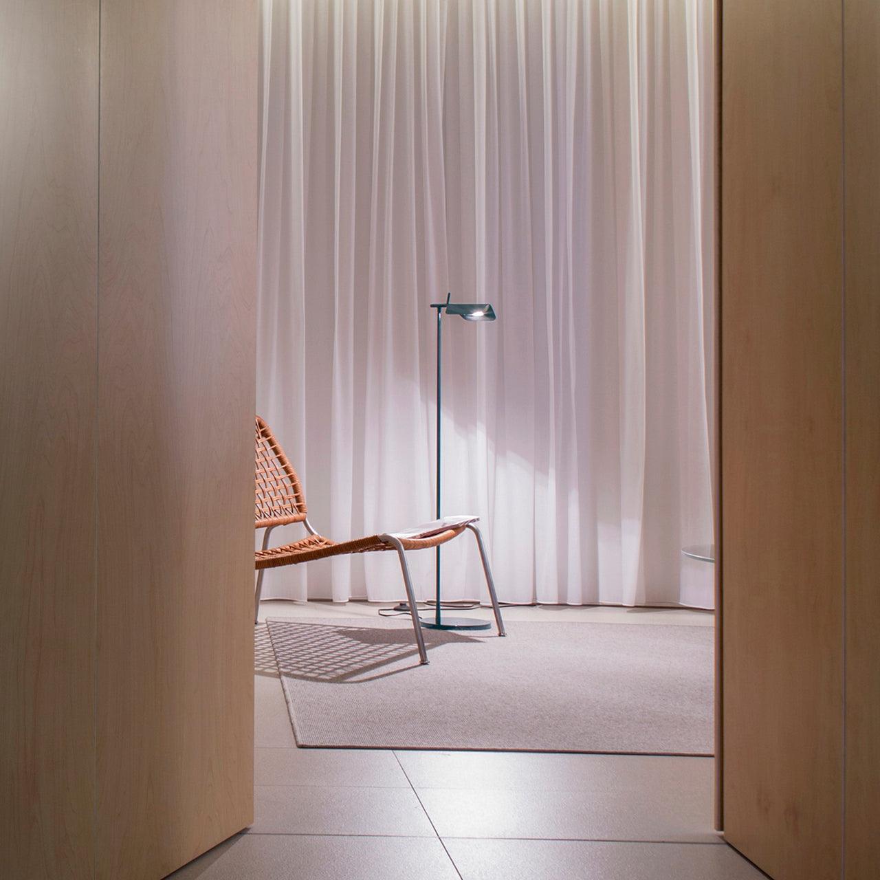 Ebonis Acrylic Minimalist Floor Lamp