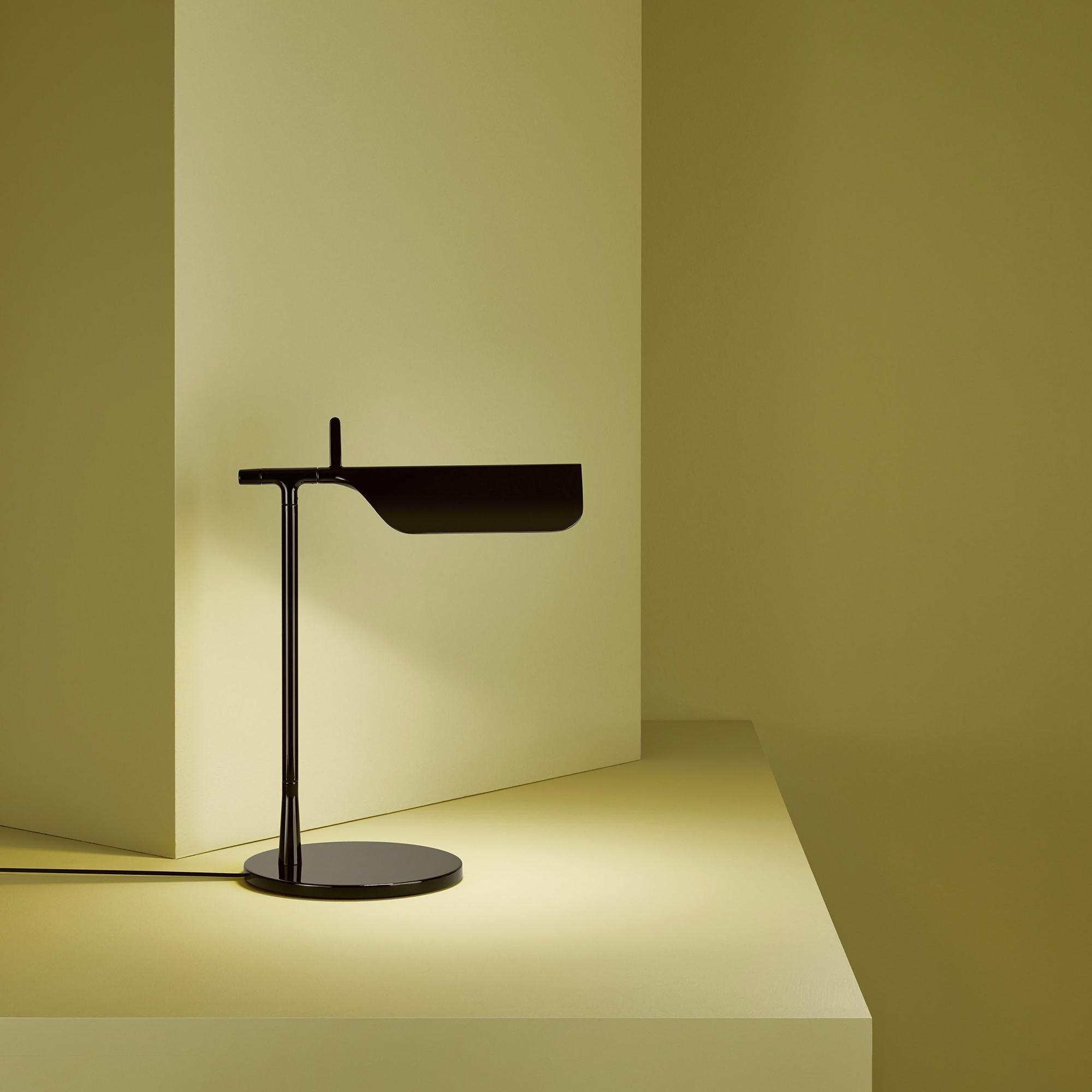 Cilorn Acrylic Minimalist Table Lamp