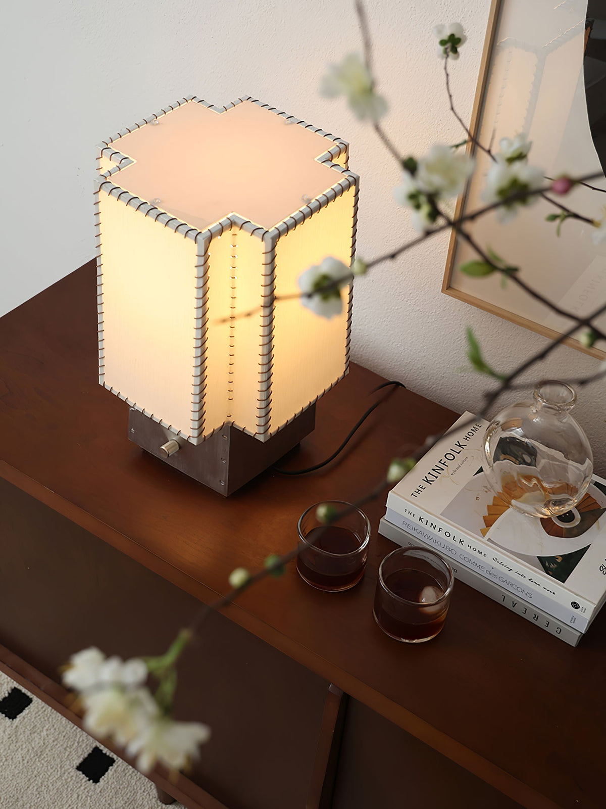 Selinora Modern Table Lamp