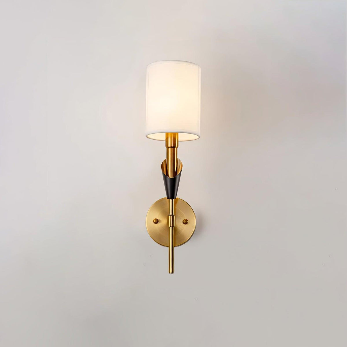 Eurzorira Fabric Wall Light