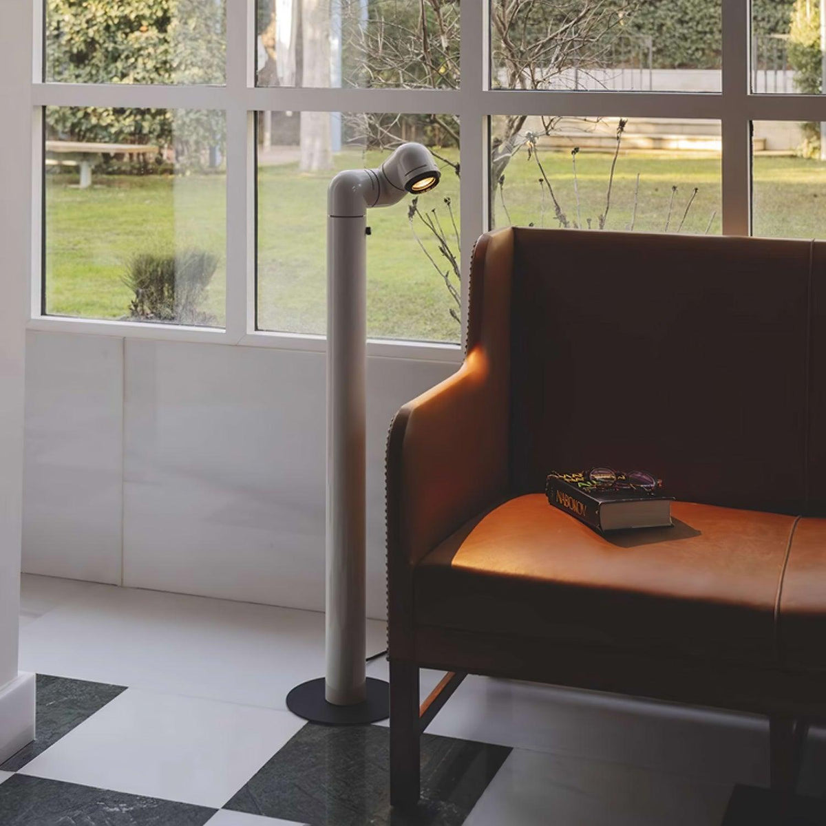 Nyor Aluminum Floor Lamp