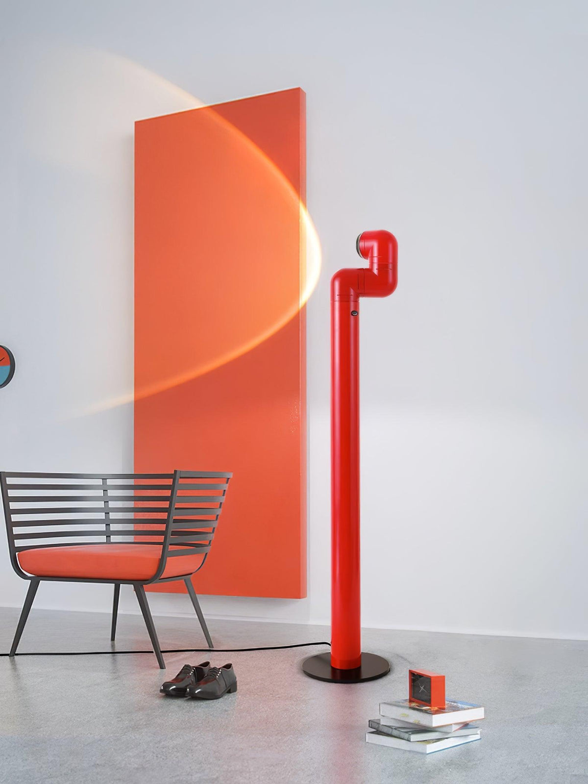 Nyor Aluminum Floor Lamp