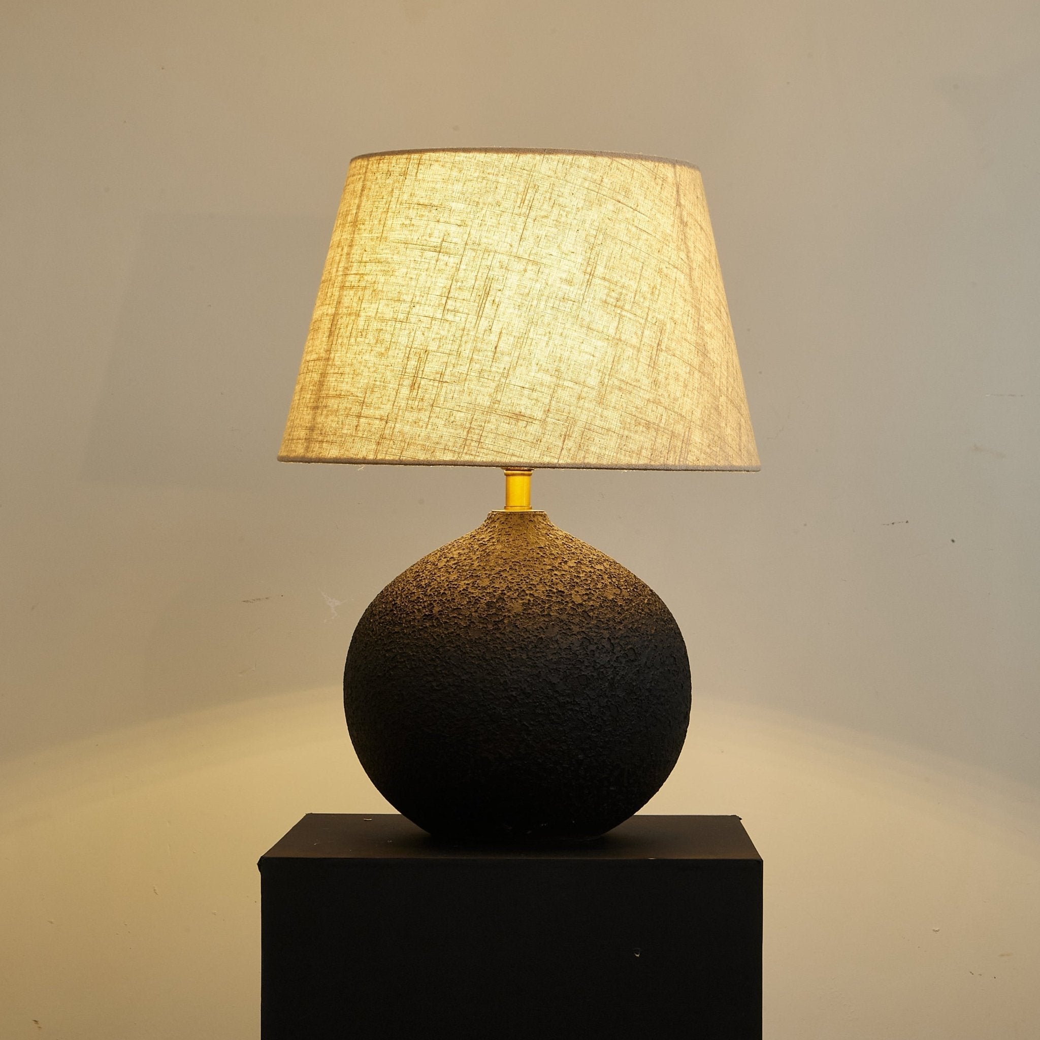 Serena Modern Table Lamp