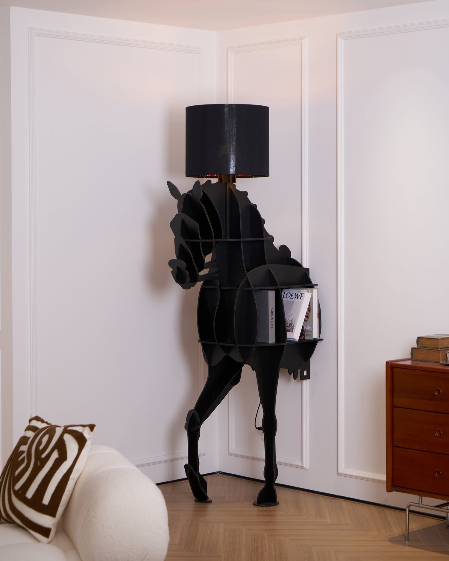 Nrasen Horse-shaped Floor Lamp
