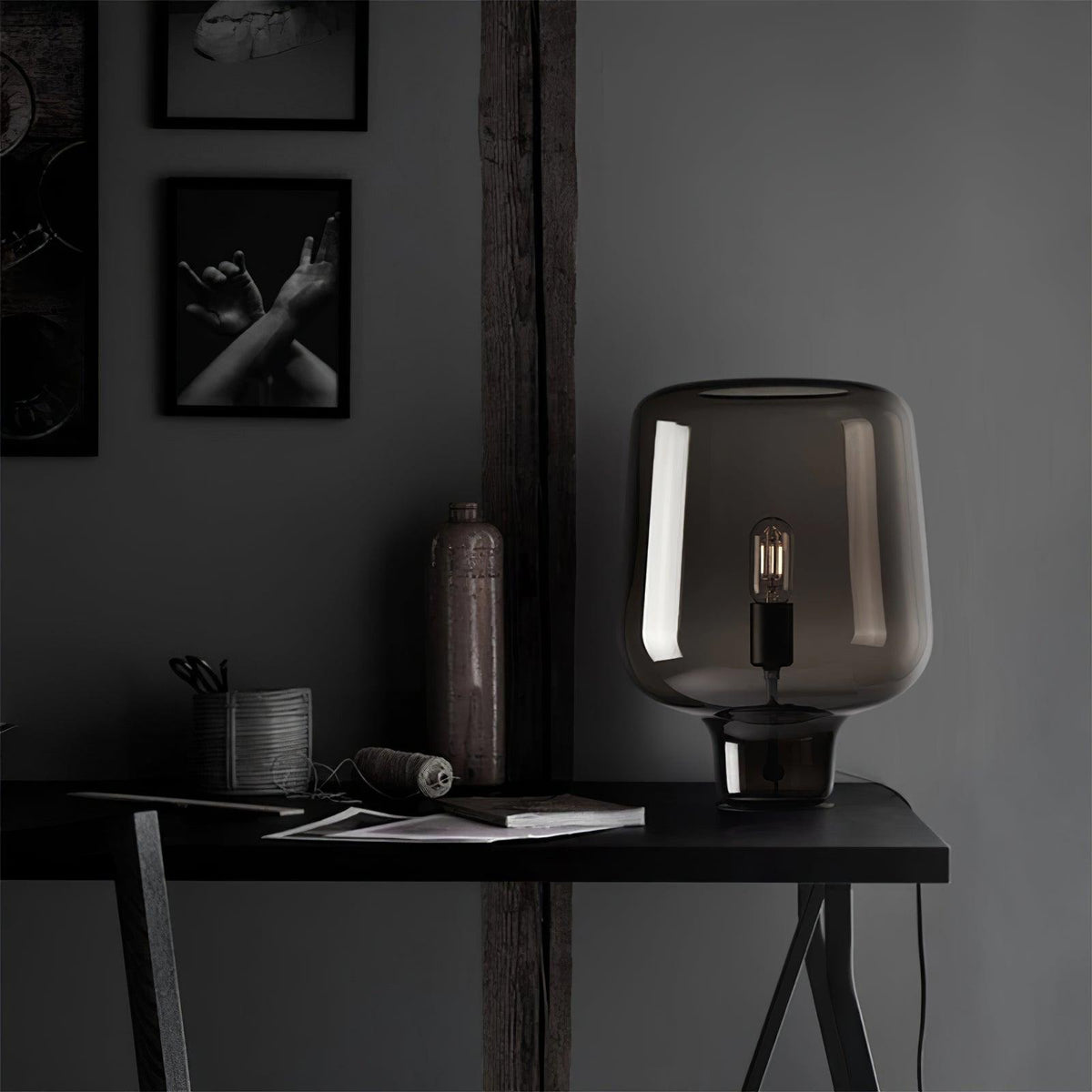 Eanlari Glass Contemporary Table Lamp