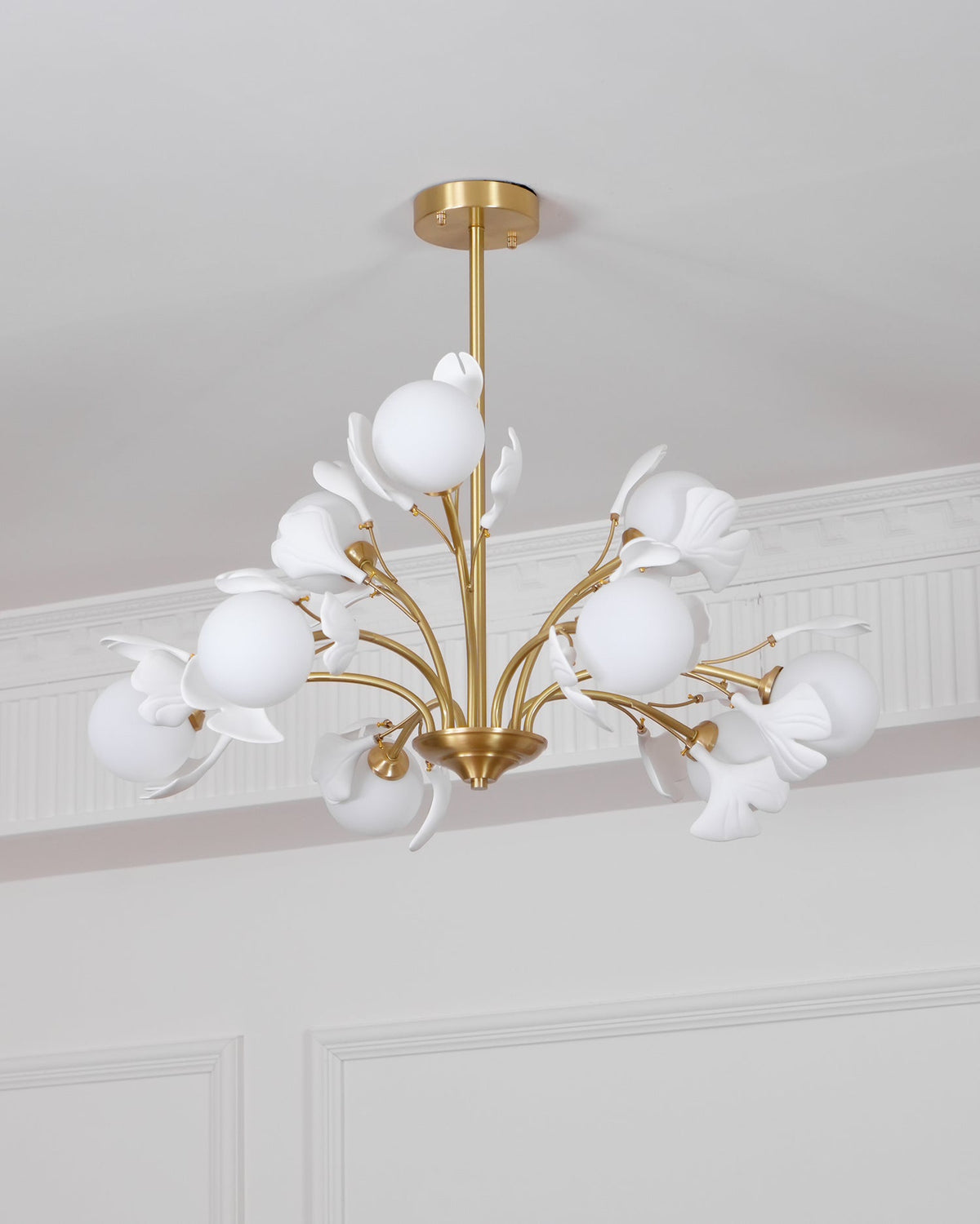 Dorvel Chandelier Ginkgo Leaf Brass Ceramic Glass