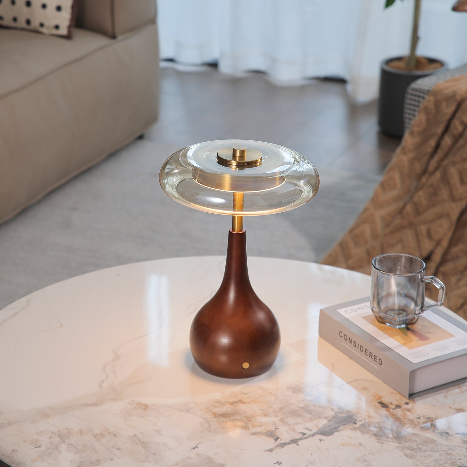 Airdes Wood Vintage Table Lamp
