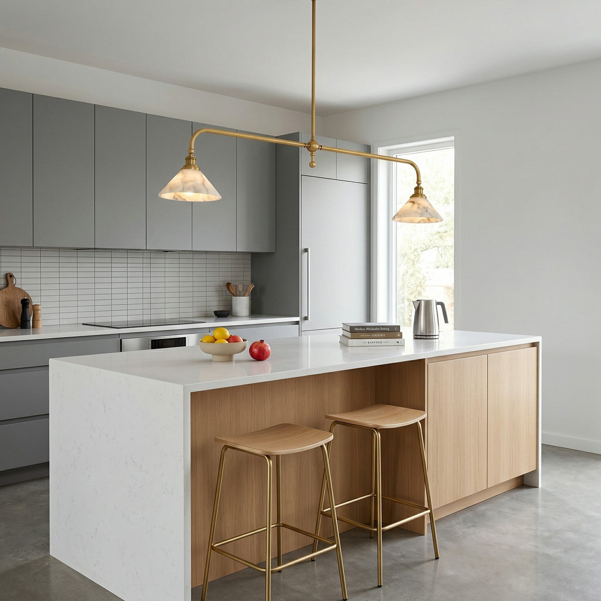 Niveine Alabaster Pendant Light