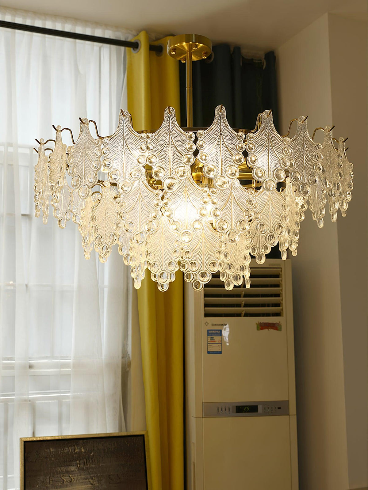 Lylorisra Crystal Chandelier