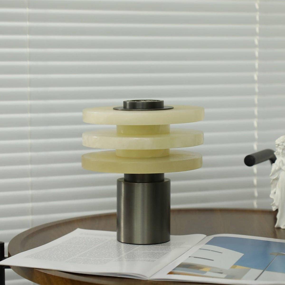 Pryt Obelisk Alabaster Table Lamp