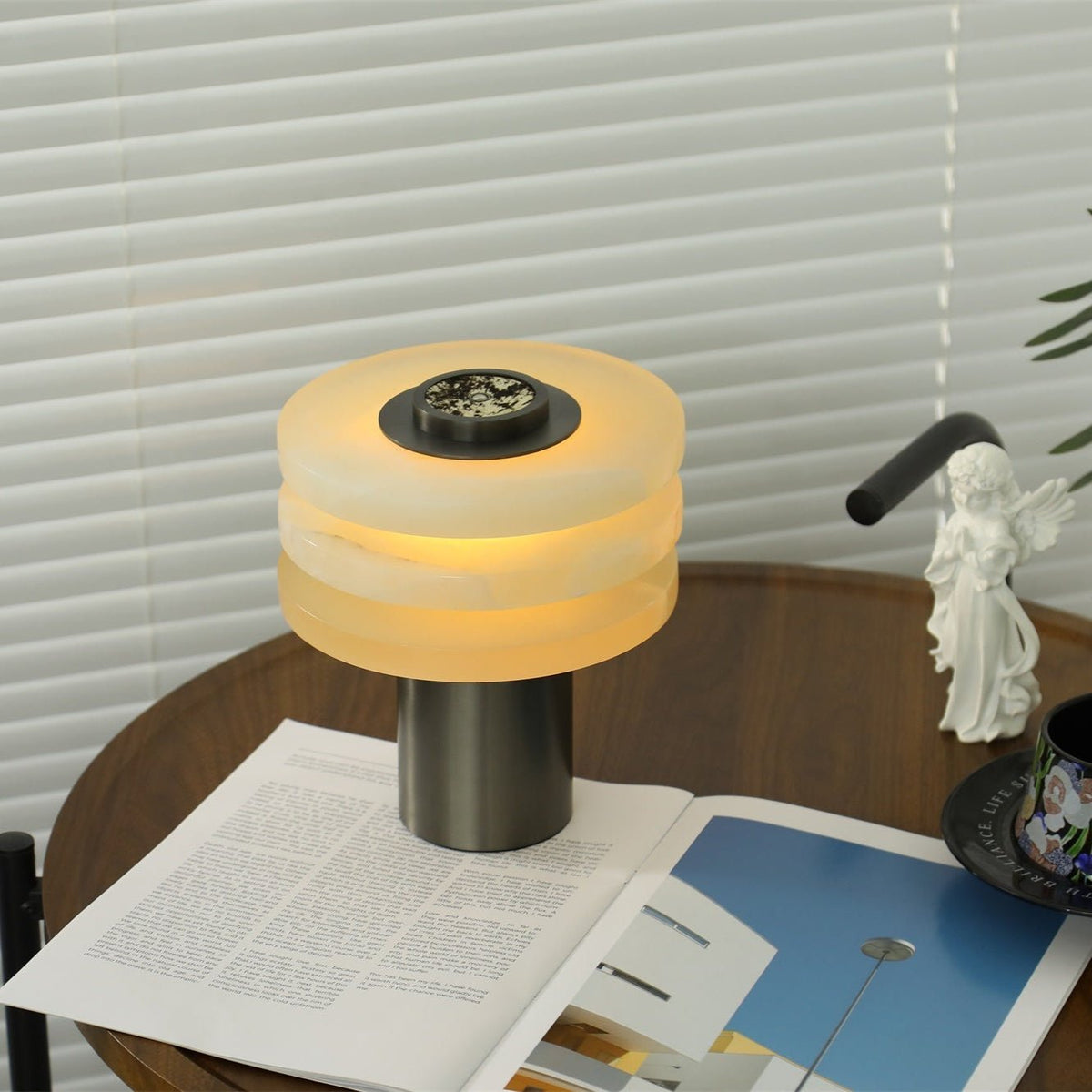 Pryt Obelisk Alabaster Table Lamp
