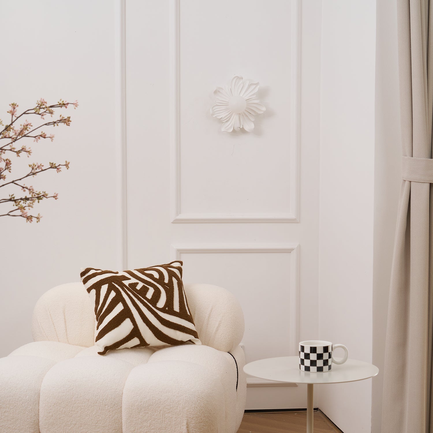 Tina Flower Wall Lamp - Neutral Decor