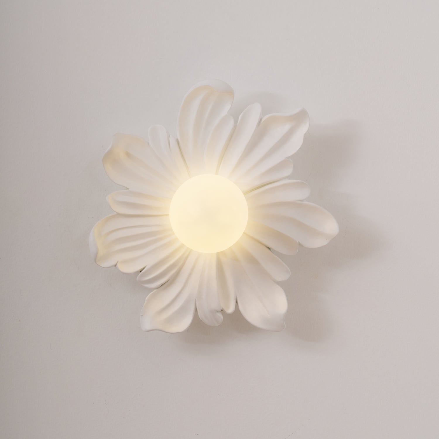 Tina Flower Wall Lamp - Neutral Decor