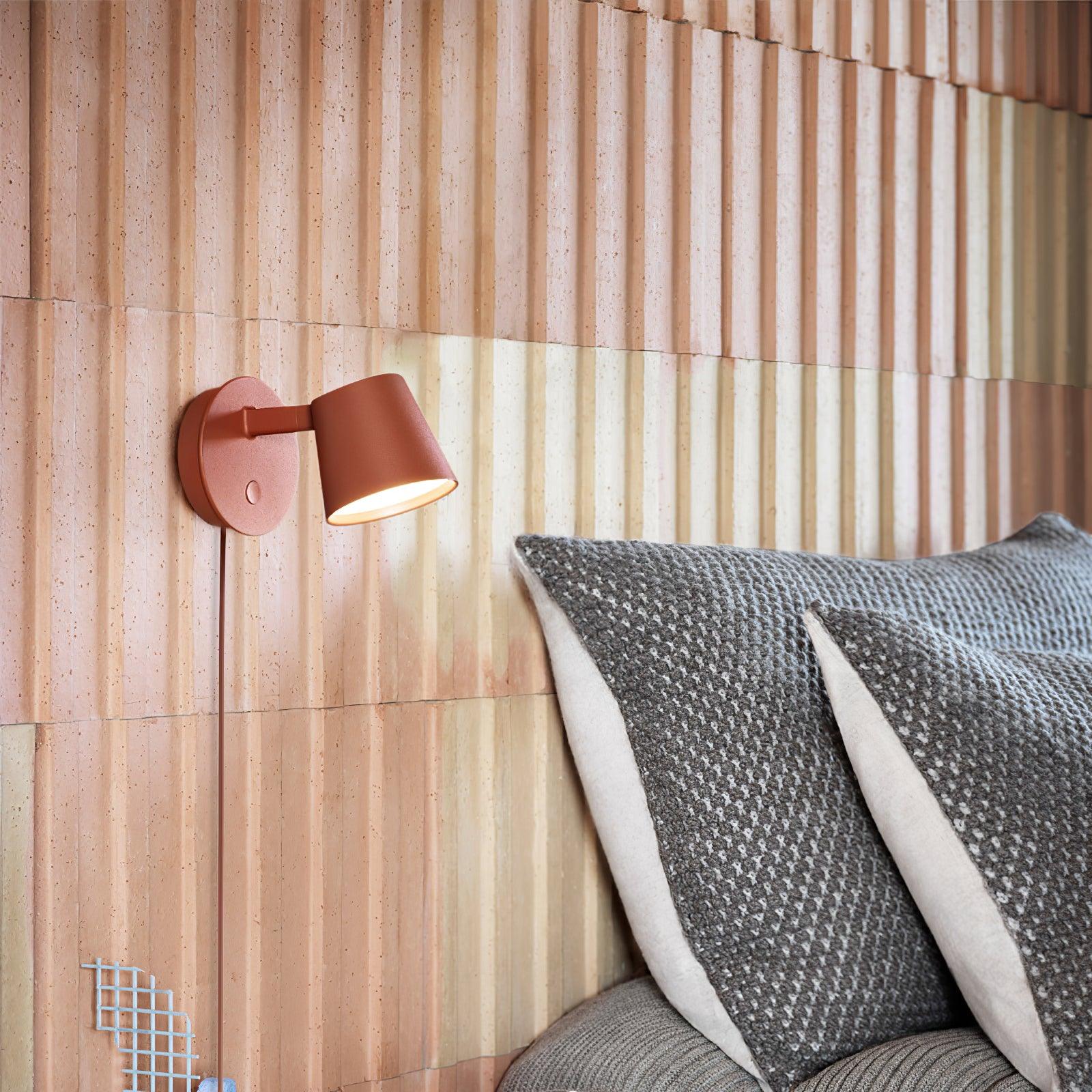 Tirwen Modern Minimalist Plug-In Wall Lamp