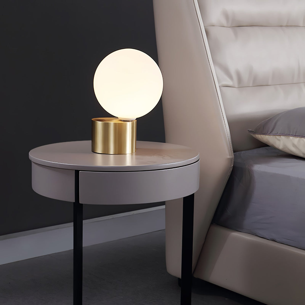 Eiraella Glass Industrial Table Lamp