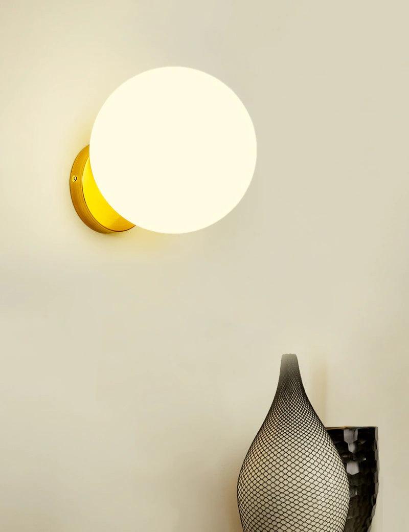 Vivinia Modern Minimalist Wall Lamp