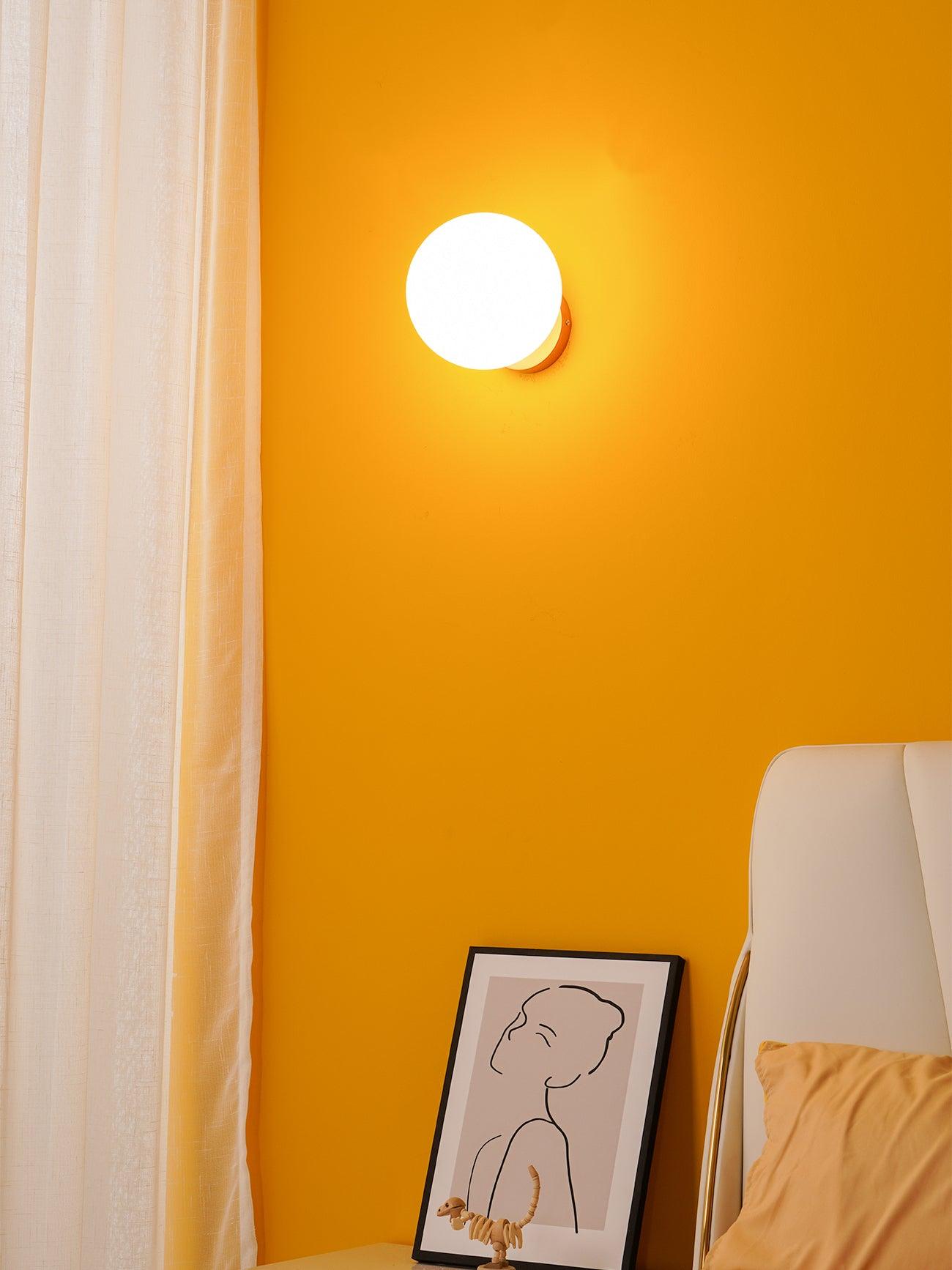 Vivinia Modern Minimalist Wall Lamp