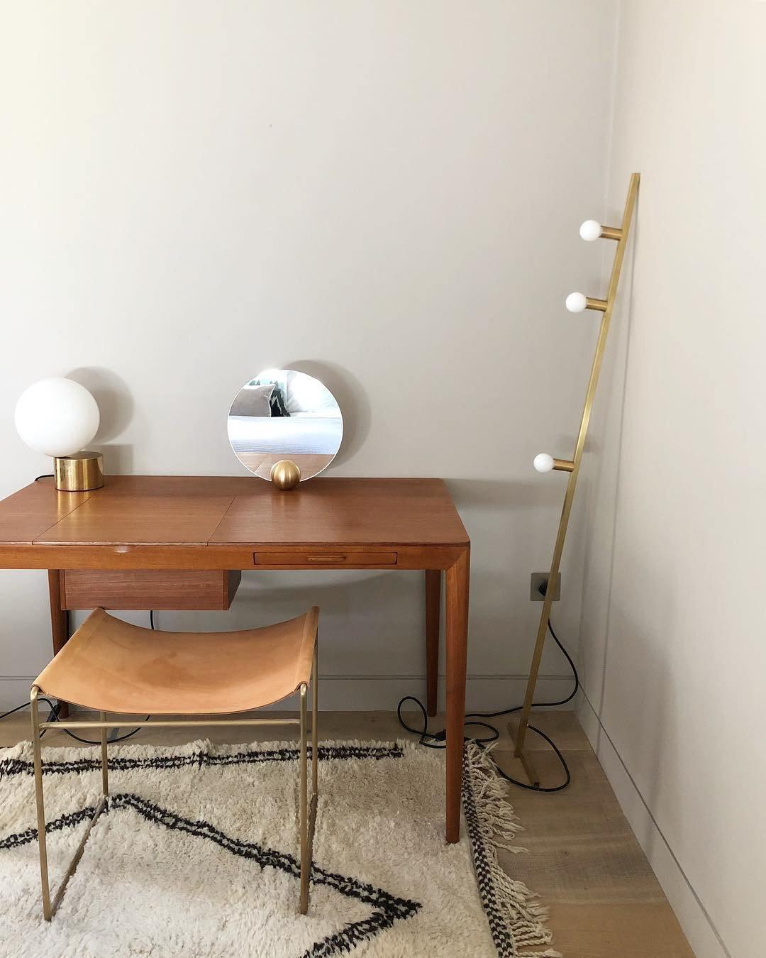 Eiraella Glass Industrial Table Lamp